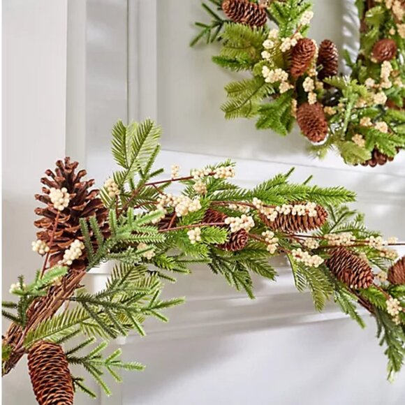 Wicker Unlit Park White Berry & Pinecones Garland | 72" | NEW - Picture 1 of 3